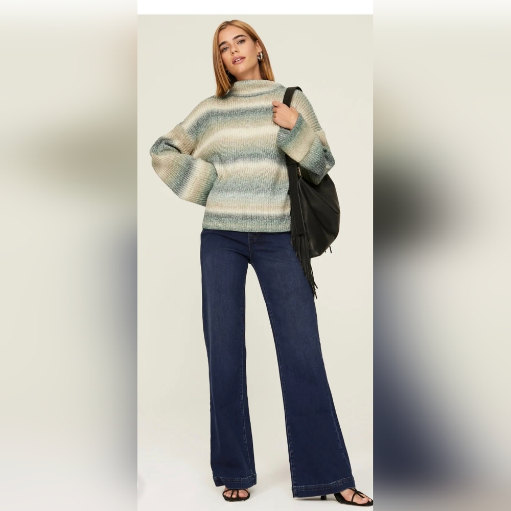 Love,Whit by Whitney Port HOT ITEM! Striped Mock Neck Sweater. Sz Md. R2S!!